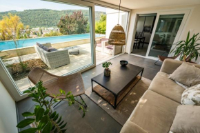 Brand New Apartment with Pool and Amazing View